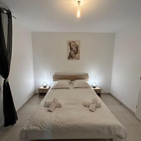 Appartement Avec Terrasse Et Box Entre Plages Et Nature Marsilia Exterior foto