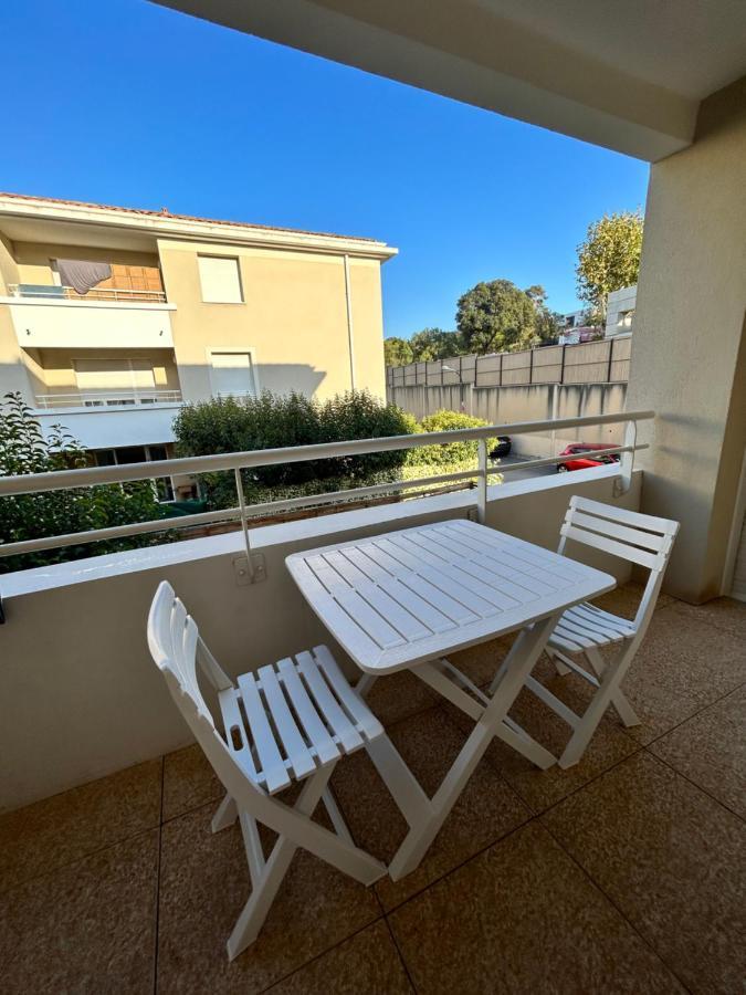 Appartement Avec Terrasse Et Box Entre Plages Et Nature Marsilia Exterior foto